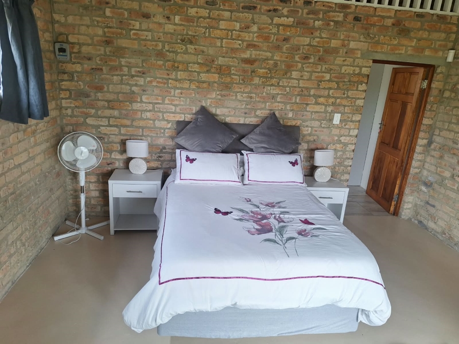 To Let 2 Bedroom Property for Rent in Pringle Bay Western Cape